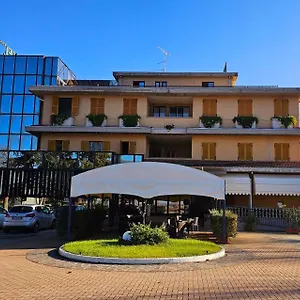 Ai Tigli Hotel Langhirano